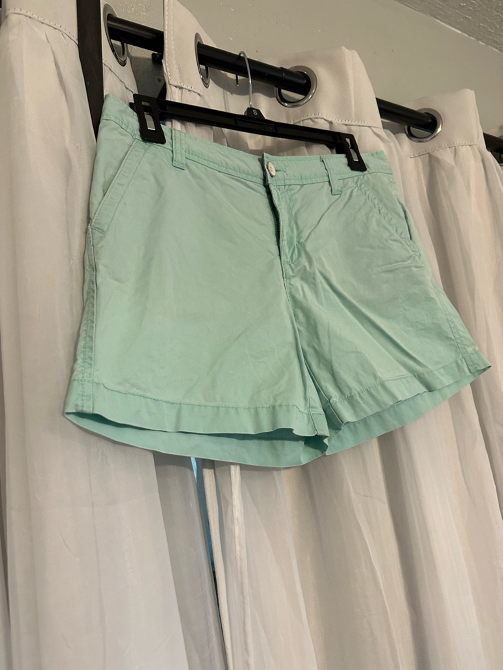 GH Bass Women’s Mint Green Casual Shorts with pockets - Picture 5 of 7